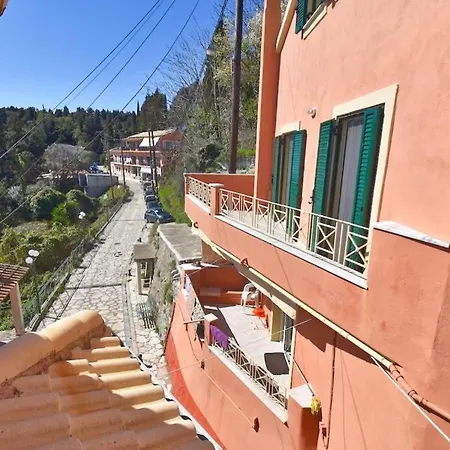 Traditional House With Amazing View Appartamento Chlomos
